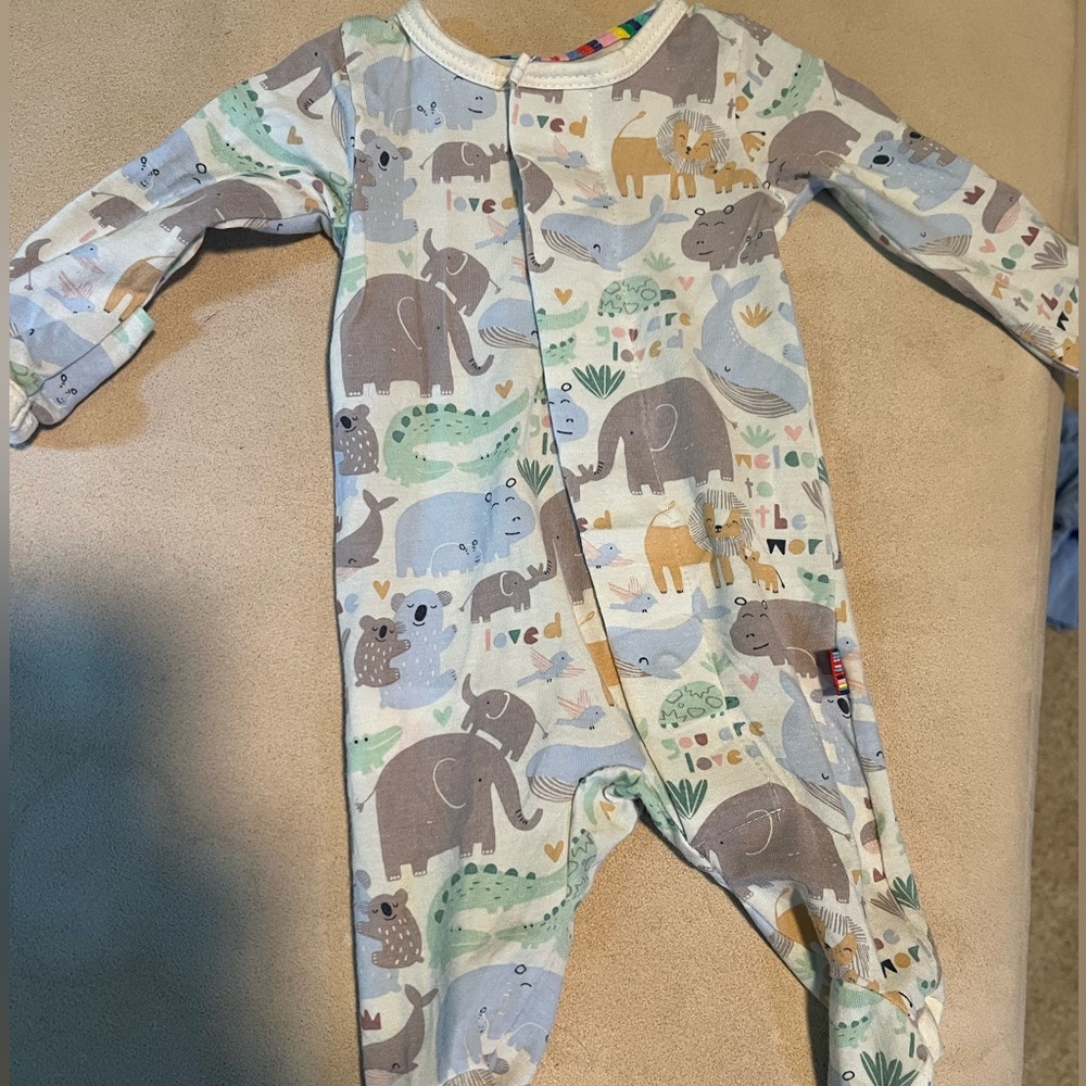 Preemie Magnetic Me Sleeper